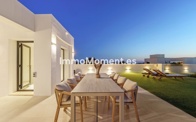 Wiederverkauf - Villa - Marbella - Nueva Andalucía