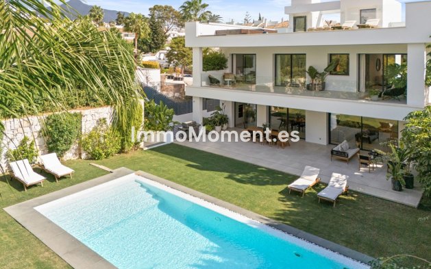 Wiederverkauf - Villa - Marbella - Nueva Andalucía