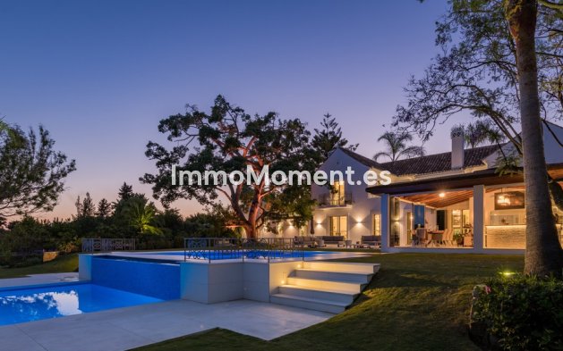 Wiederverkauf - Villa - Marbella - Nueva Andalucía