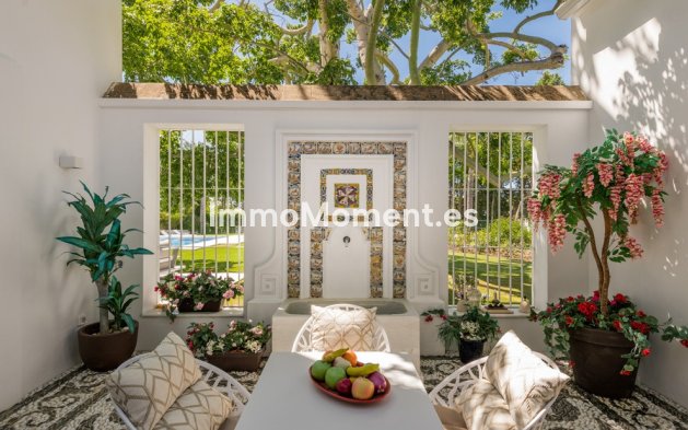 Wiederverkauf - Villa - Marbella - Nueva Andalucía