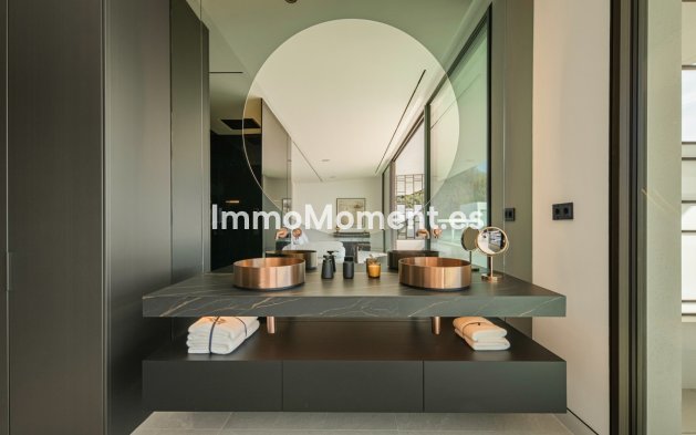 Wiederverkauf - Villa - Marbella - The Golden Mile