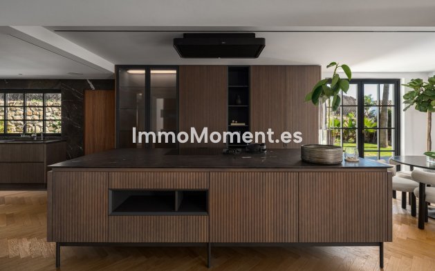 Revente - Villa - Marbella - Nueva Andalucía