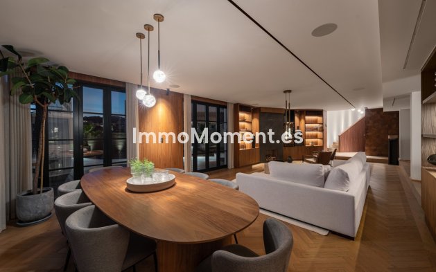 Revente - Villa - Marbella - Nueva Andalucía