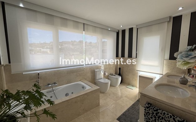 Wiederverkauf - Freistehende Villa - Mijas - La Cala Golf