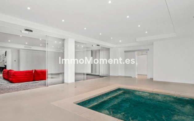 Wiederverkauf - Villa - Marbella - The Golden Mile