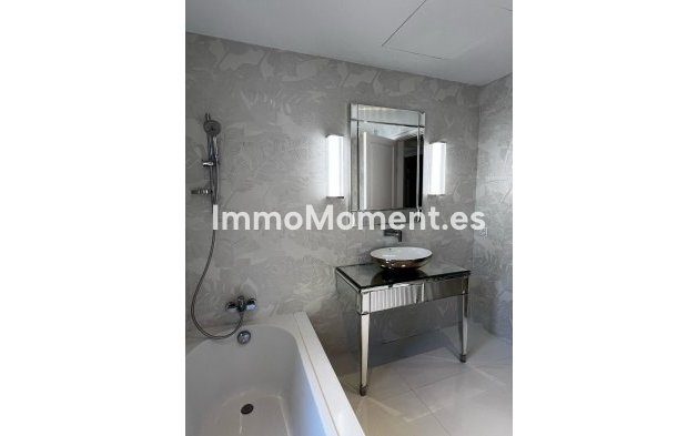 Wiederverkauf - Villa - Marbella - The Golden Mile