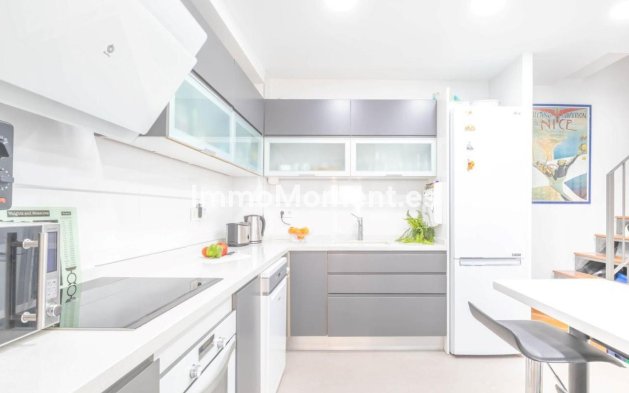 Revente - Maison mitoyenne - Marbella - Marbella Centro