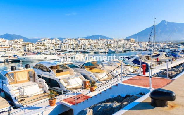 Revente - Maison mitoyenne - Marbella - Marbella Centro