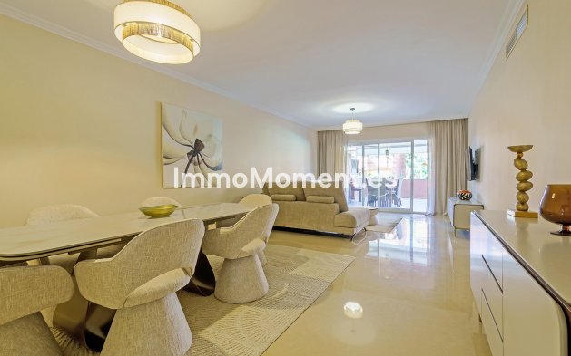 Resale - Apartment - Marbella - Puerto Banús
