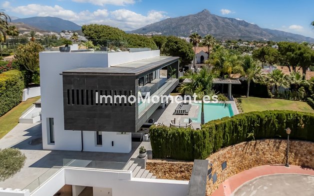 Revente - Villa - Marbella - Nueva Andalucía