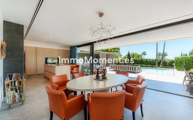 Revente - Villa - Marbella - Nueva Andalucía