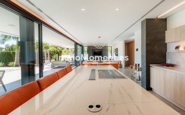 Revente - Villa - Marbella - Nueva Andalucía