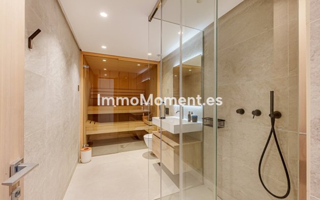 Revente - Villa - Marbella - Nueva Andalucía