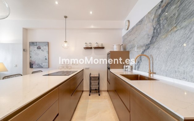 Wiederverkauf - Wohnung - Marbella - Guadalmina Baja