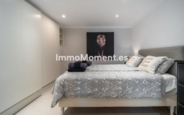 Resale - Villa - Marbella - Nueva Andalucía