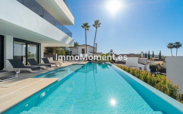 Revente - Villa - Marbella - Nueva Andalucía