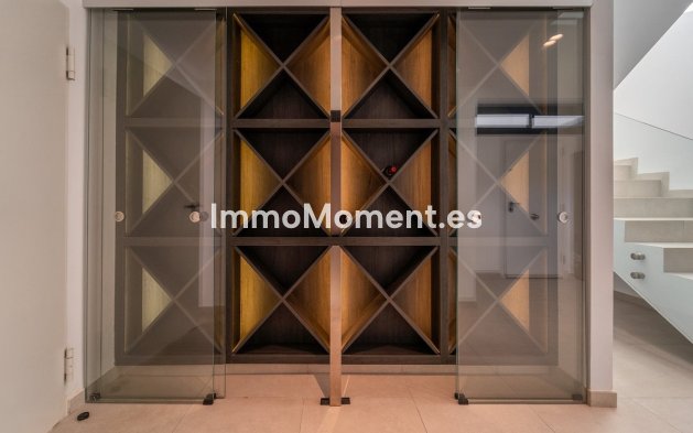 Revente - Villa - Marbella - Nueva Andalucía