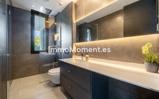 Revente - Villa - Marbella - Nueva Andalucía