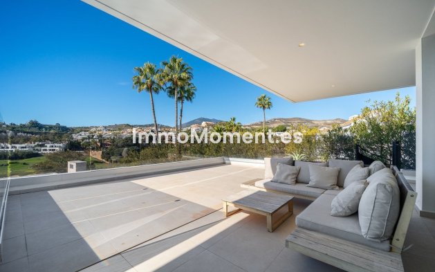 Revente - Villa - Marbella - Nueva Andalucía
