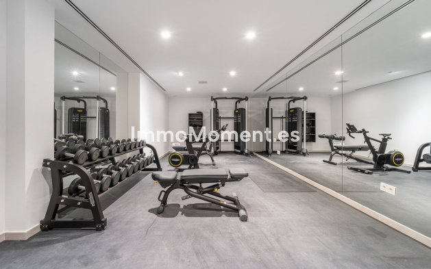 Revente - Villa - Marbella - Nueva Andalucía