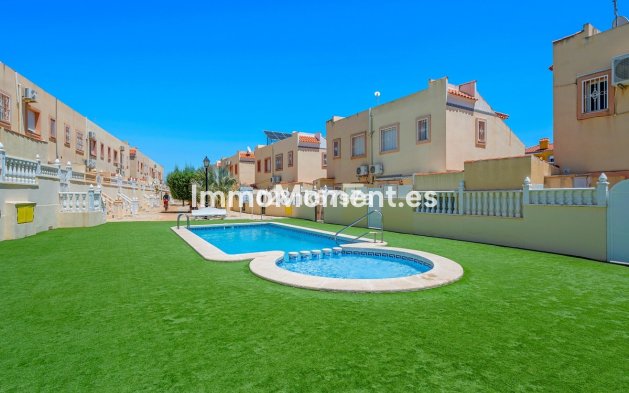 Bestaande woning - Geschakelde woning - Orihuela - La Zenia