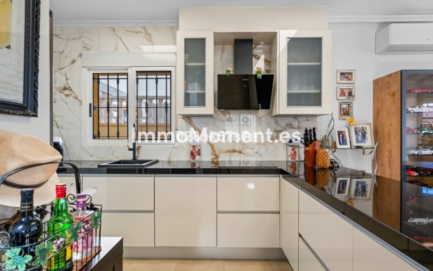 Revente - Villa - Guardamar del Segura - Urbanización El Raso