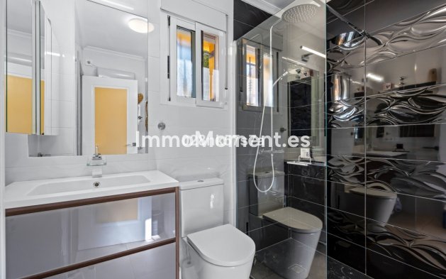 Revente - Villa - Guardamar del Segura - Urbanización El Raso