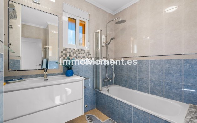 Revente - Villa - Guardamar del Segura - Urbanización El Raso