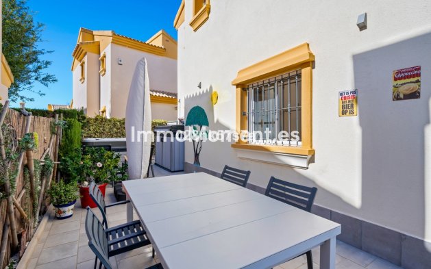 Revente - Villa - Guardamar del Segura - Urbanización El Raso