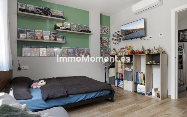 Revente - Maison mitoyenne - Estepona  - Estepona Centro