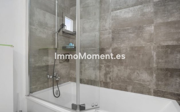 Revente - Maison mitoyenne - Estepona  - Estepona Centro