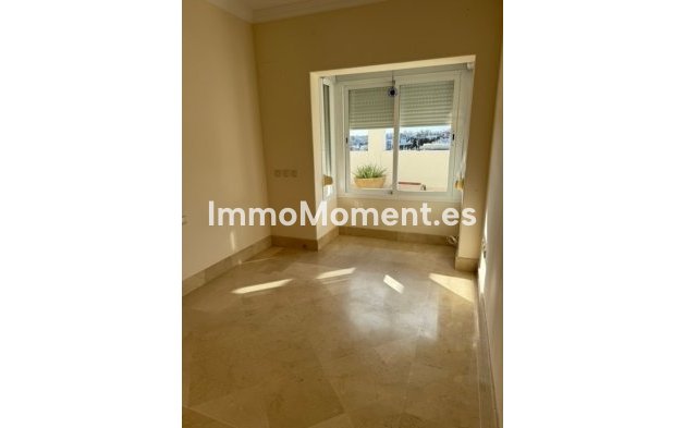 Wiederverkauf - Wohnung - Marbella - Nueva Andalucía