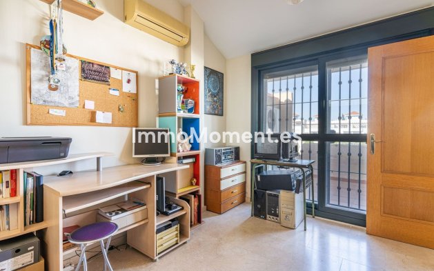 Wiederverkauf - Reihenhaus - Estepona  - Cancelada