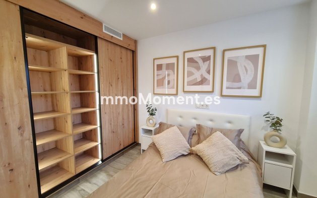 Wiederverkauf - Wohnung - Estepona  - Estepona Centro