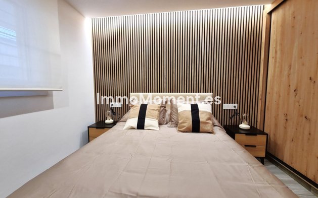 Wiederverkauf - Wohnung - Estepona  - Estepona Centro