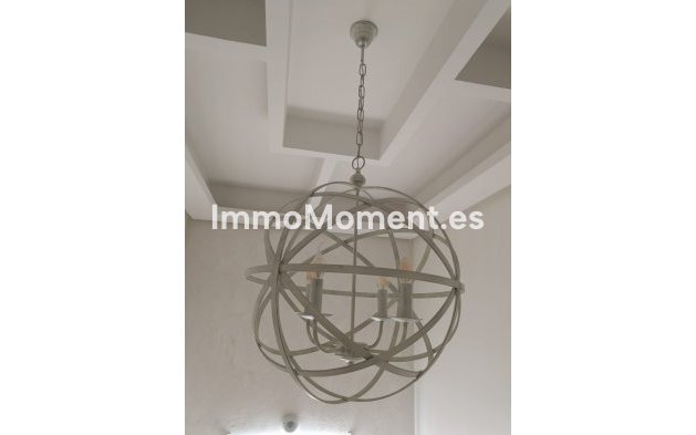 Wiederverkauf - Villa - Estepona  - Estepona Centro