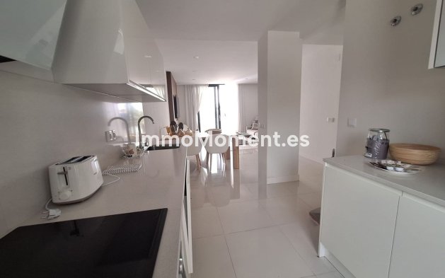 Resale - Apartment - Manilva