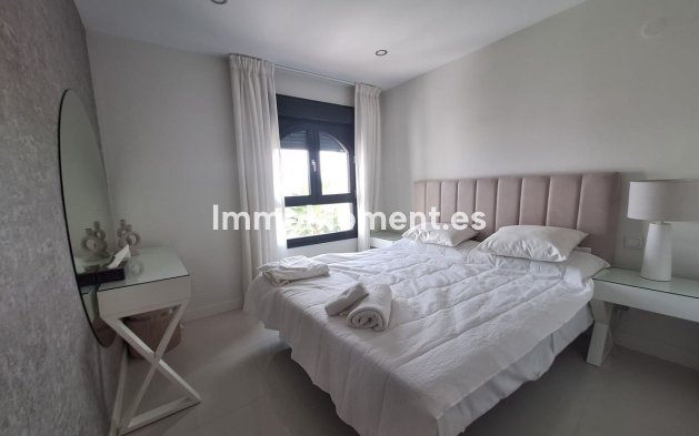 Resale - Apartment - Manilva