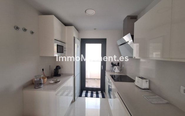 Resale - Apartment - Manilva
