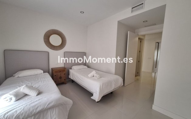 Resale - Apartment - Manilva