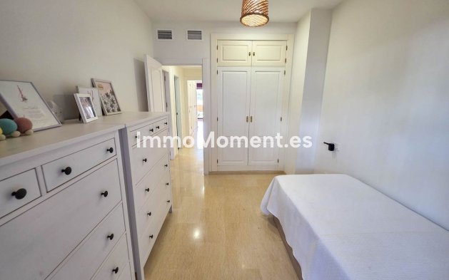 Resale - Apartment - Manilva - La Duquesa