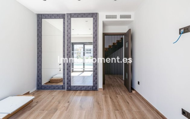 Resale - Villa - Estepona - Estepona Centro