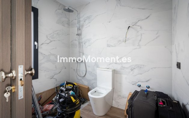 Resale - Villa - Estepona - Estepona Centro