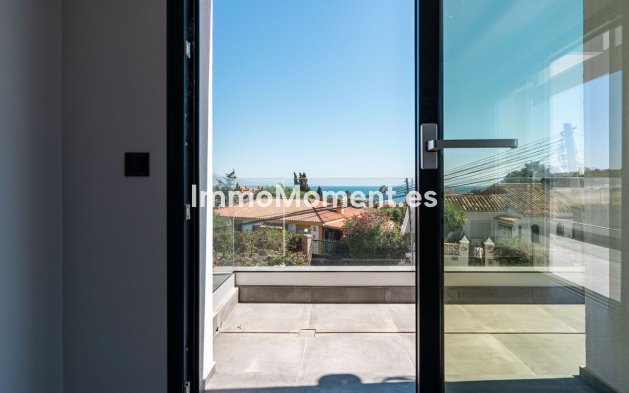 Resale - Villa - Estepona - Estepona Centro