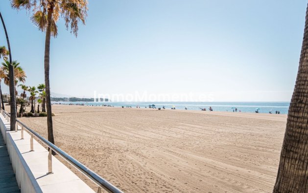 Resale - Villa - Estepona - Estepona Centro