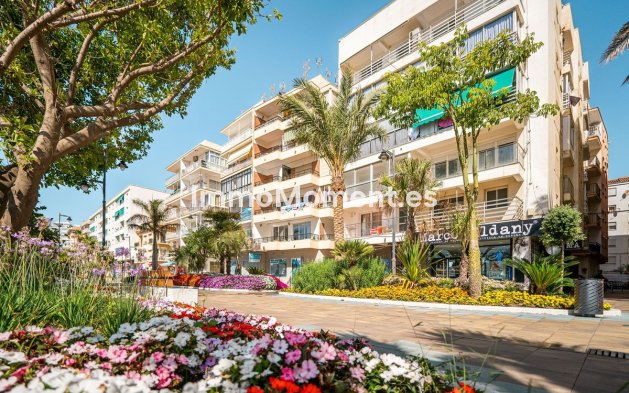 Resale - Villa - Estepona - Estepona Centro