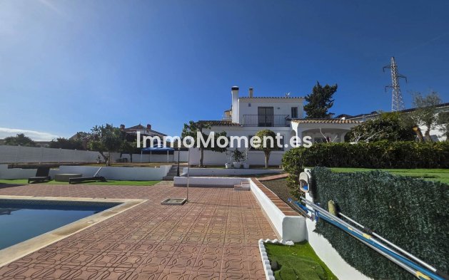 Revente - Villa - Estepona  - Estepona Centro