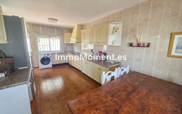 Revente - Villa - Estepona  - Estepona Centro