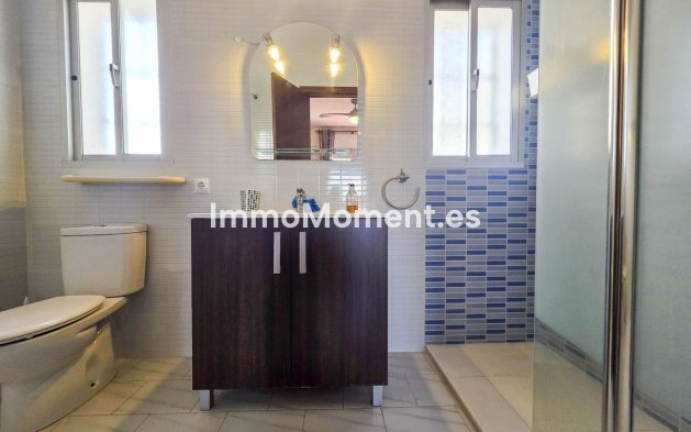 Revente - Villa - Estepona  - Estepona Centro