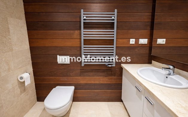 Resale - Apartment - Manilva - La Duquesa